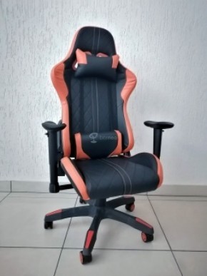 Кресло геймерское Barneo K-52 (черная экокожа оранжевые вставки) в Еманжелинске - emanzhelinsk.ok-mebel.com | фото