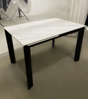 Стол CORNER 120 MATT WHITE MARBLE SOLID CERAMIC / BLACK, ®DISAUR в Еманжелинске - emanzhelinsk.ok-mebel.com | фото 2